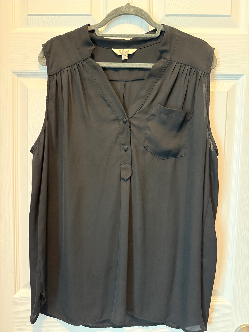 ModCloth - Myrtlewood of California, Sleeveless Black blouse 2X